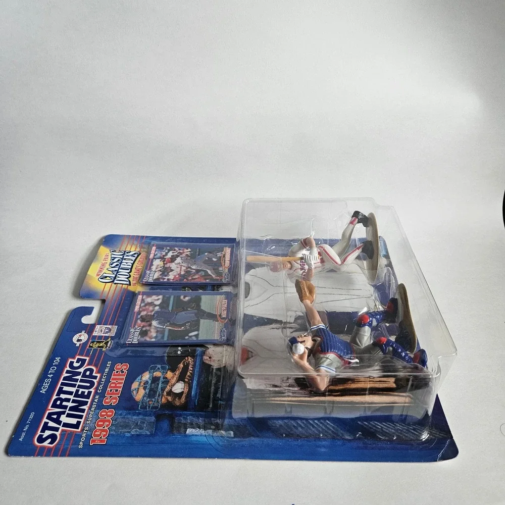 1998 Starting Lineup Classic Doubles Mike Piazza Ivan Rodriguez Kenner MLB New